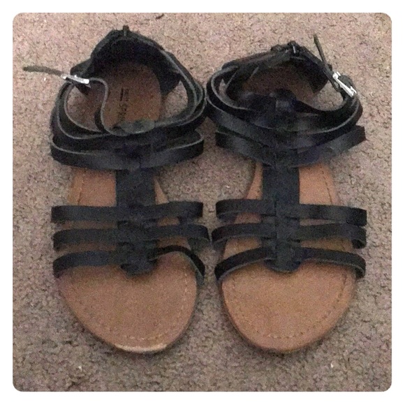 Strappy sandals - Picture 1 of 6